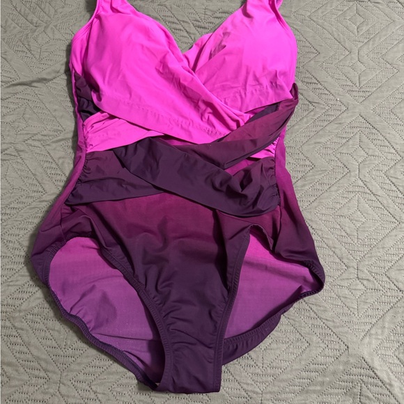 Lands' End Other - NWT Lands' End Ombré Slendersuit Swimsuit size 12